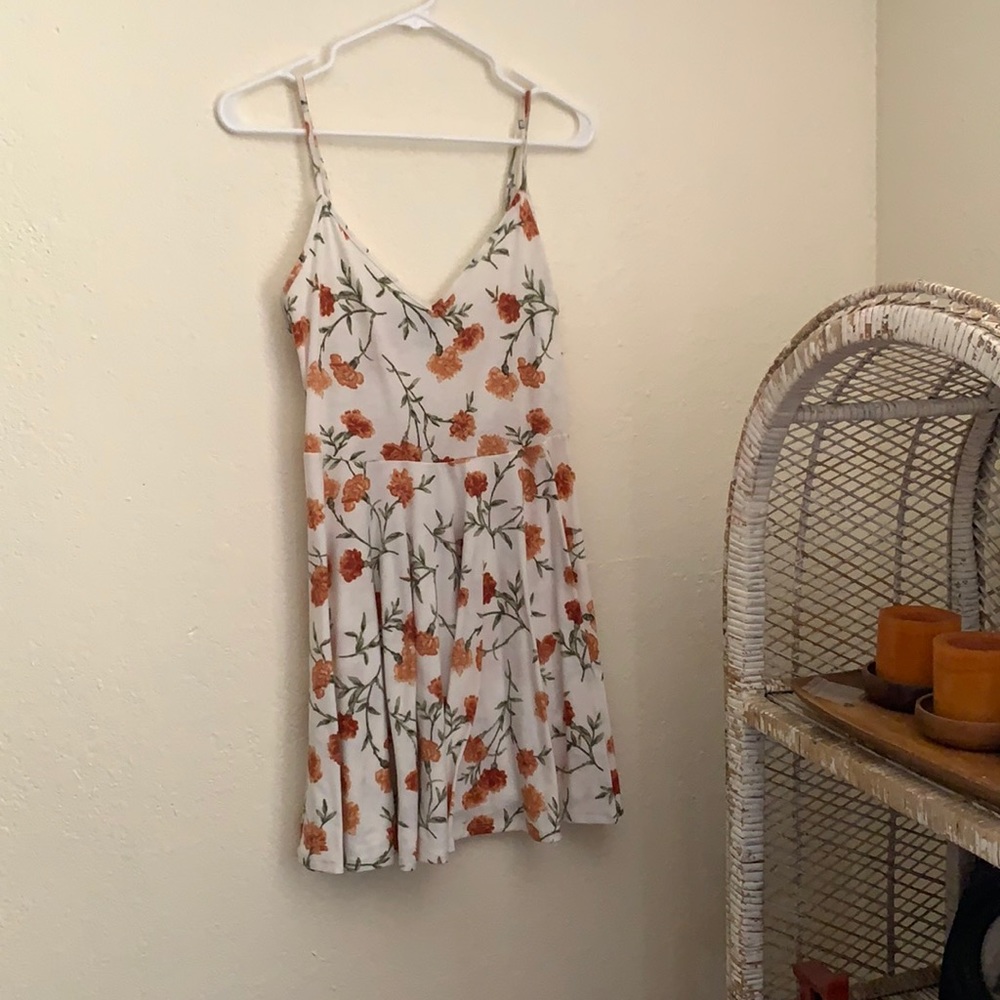 Forever 21 floral mini M